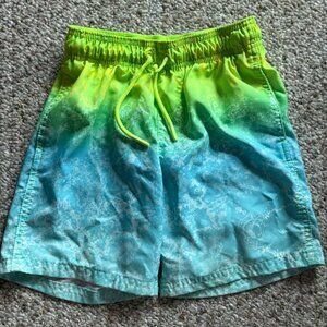 EUC boys swim trucks size M (8)